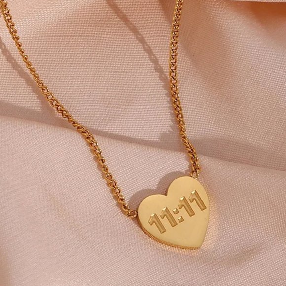 1111 Heart Angel Number Pendant Necklace 18K Gold‎ - Picture 1 of 12